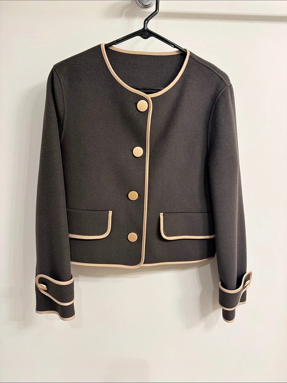 Trimmed Cashmere-Wool Blazer in Brown Like New